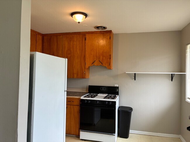 Foto del edificio - 601 E 15th St