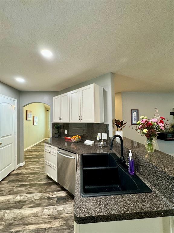 Foto del edificio - 11710 Greensbrook Garden Dr