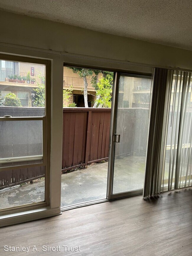 Building Photo - 2 br, 2 bath Apartment - 602 Fairview Ave....