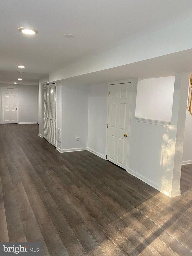 Foto del edificio - 8307 Quill Point Dr