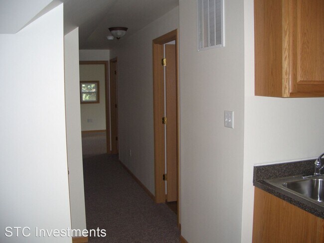 Foto del edificio - 1 br, 1 bath House - 325 S. Lafayette #2