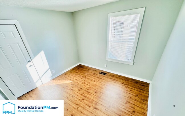 Foto del edificio - 3122 Johnson Ave