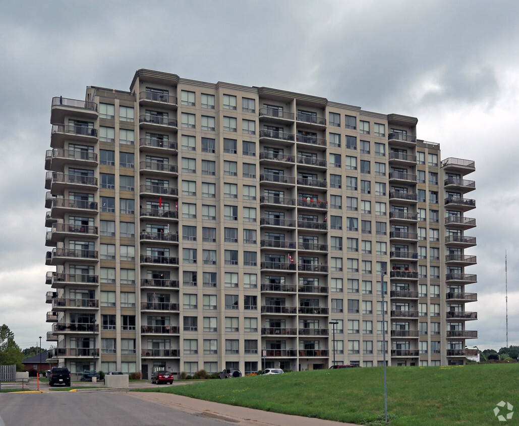 Building Photo - Westmount Estates I