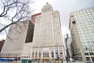 Building Photo - 310 S Michigan Ave