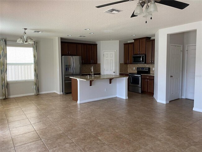 Building Photo - 2728 Monticello Way