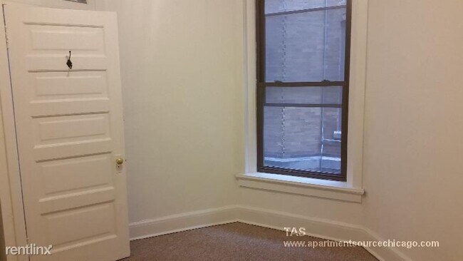 Building Photo - 1155 W Webster Ave