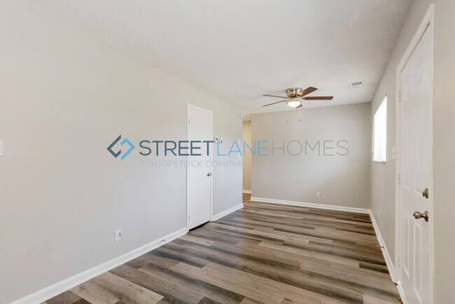Building Photo - NOW OFFERING HALF OFF THE FIRST FULL MONTH...