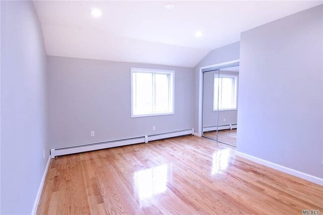 Building Photo - 159-14 134th Ave
