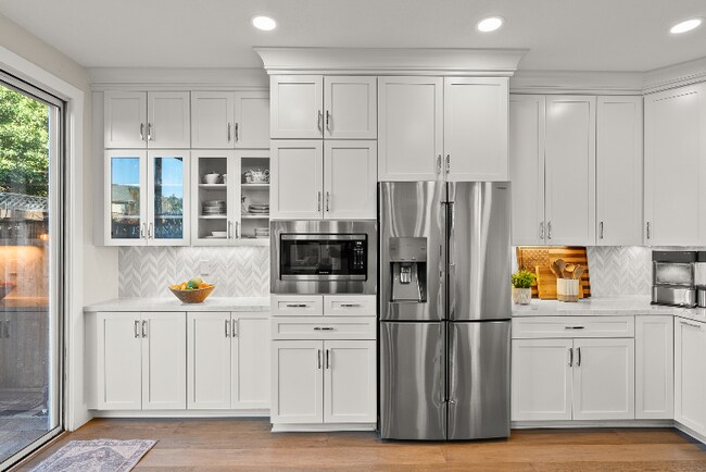 Foto del edificio - 3420 Pickens Ln
