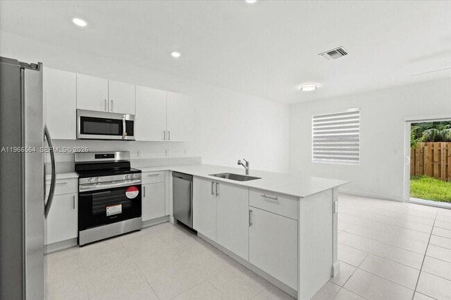 Building Photo - 35779 SW 178th Ct