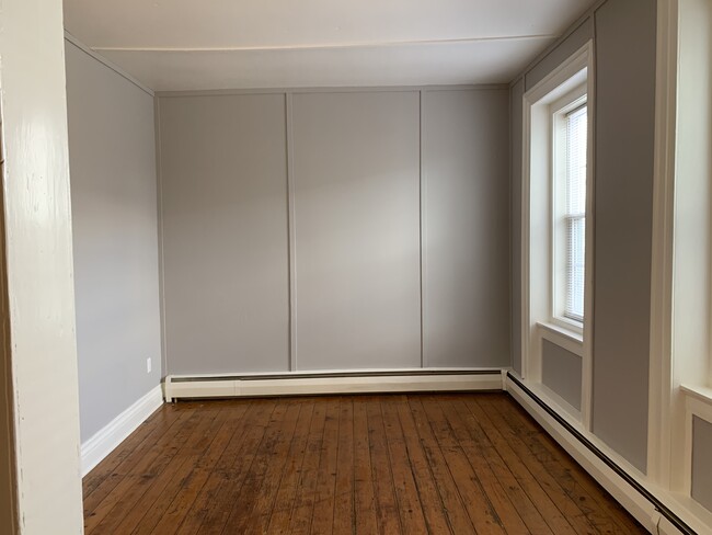 Living Room - 126 N Main St