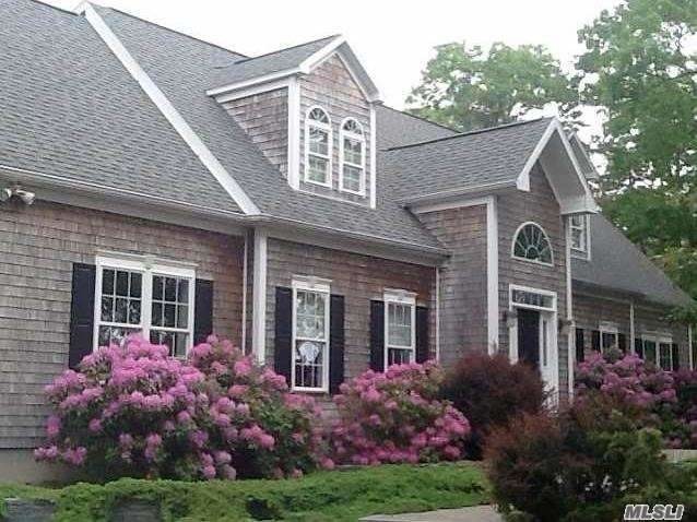 Primary Photo - 22 Box Tree Rd