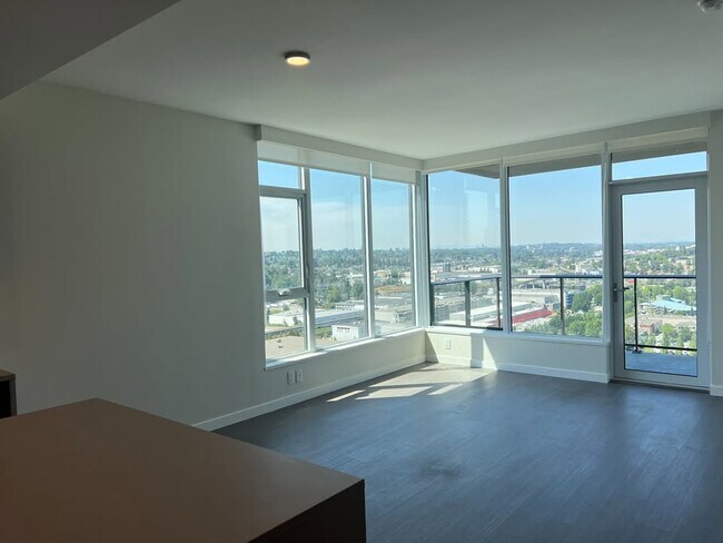 Building Photo - 2186 Gilmore Ave