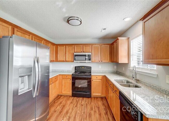 Building Photo - 2099 Brookchase Blvd