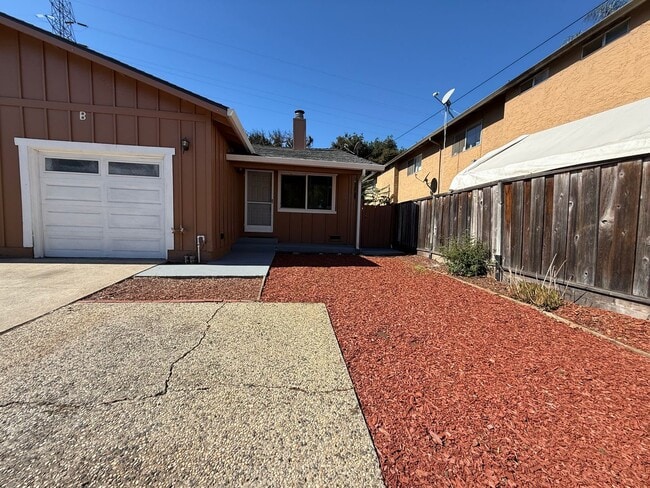 Photo - 16865 Barnell Ave Apartment