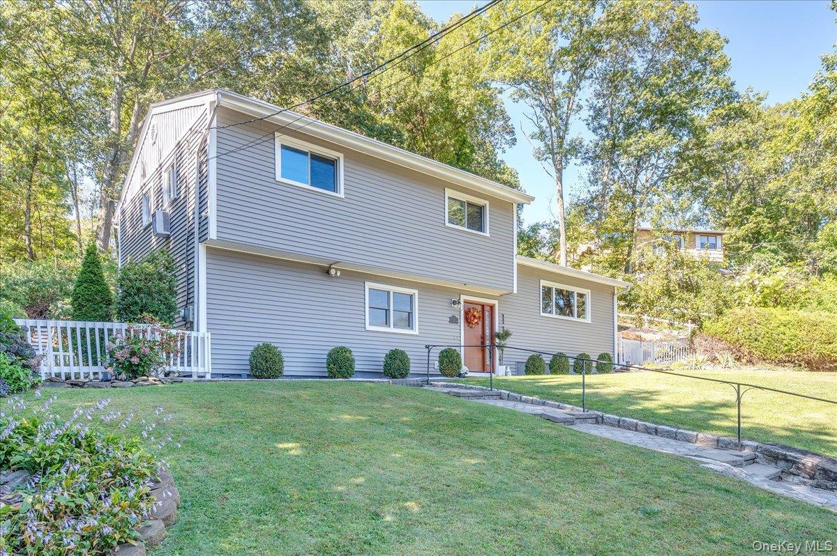 Primary Photo - 11 Glenridge Rd