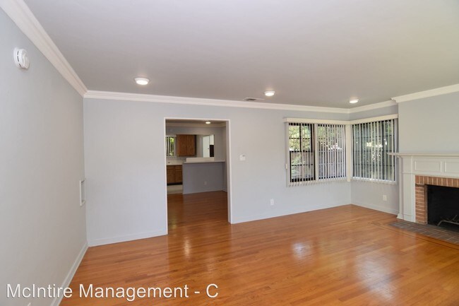 Foto del edificio - 615-627 S El Molino Ave