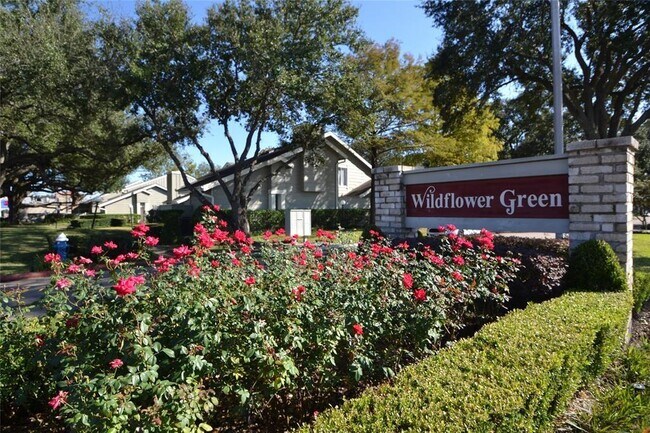 Building Photo - 12988 Greenway Chase Ct