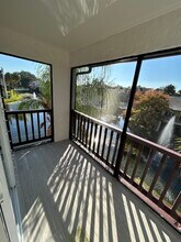 Building Photo - 3848 N Lake Dr