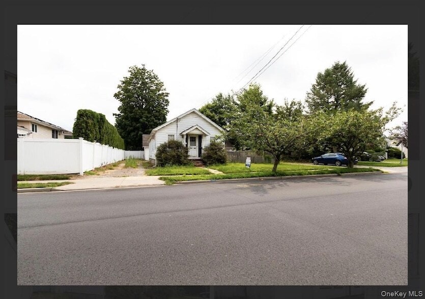 Photo - 1105 Bellmore Road Unit