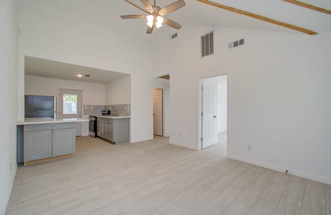 Building Photo - 12642 Alice Ln
