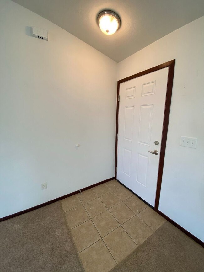 Foto del edificio - 8511 Tucker Ct