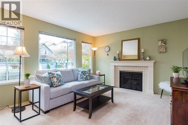 Photo du bâtiment - 735 W 15th Ave