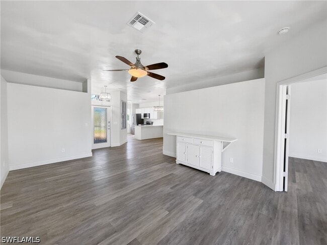 Building Photo - 9750 Sassafras Ct