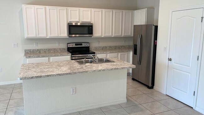 Foto del edificio - 170 Feltrim Reserve Blvd