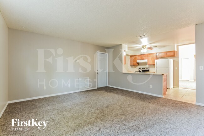 Foto del edificio - 710 Leeward Dr