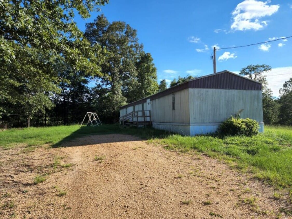 Primary Photo - 1136 McPherson Valley Rd
