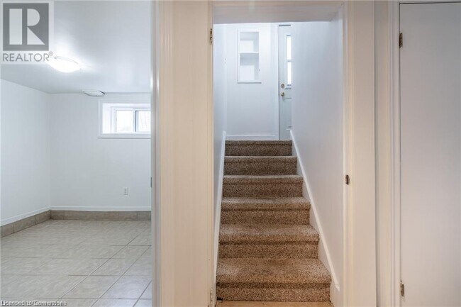 Photo du bâtiment - 203 E 15th St