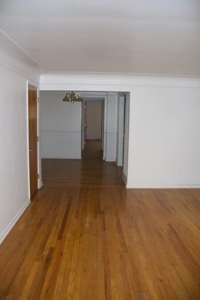 2517 Vera Ave, Golf Manor, OH 45237 Townhome Rentals in Golf Manor OH