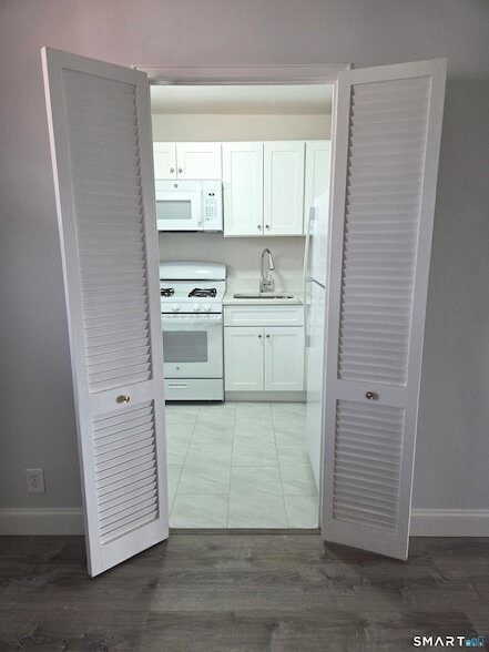 Photo - 444 Bedford St Apartment