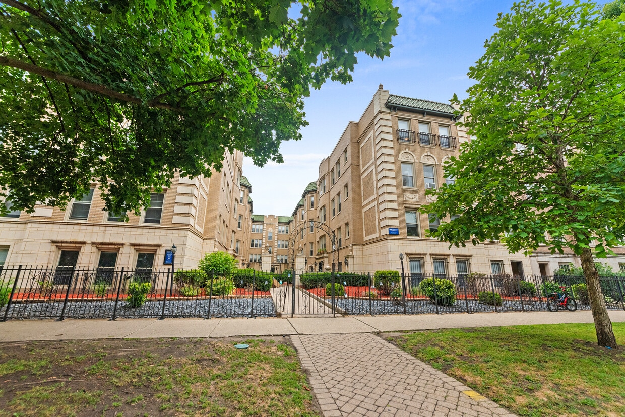 Foto principal - 4225 N Paulina St