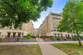 Building Photo - 4225 N Paulina St