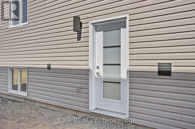 Building Photo - 232 Cypress St