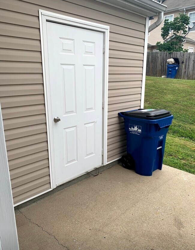 Foto del edificio - 4014 Cody Dr