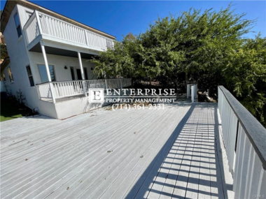 Foto del edificio - Stylish 3-Bed Highland Park Retreat with S...