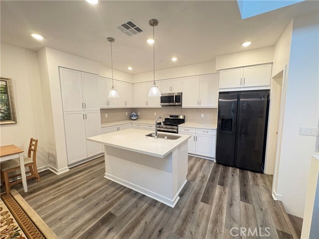 Building Photo - 11051 Momentum Dr