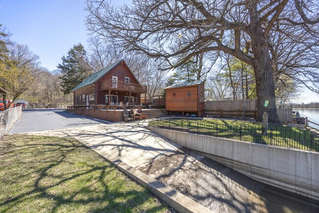 Foto del edificio - 3341 E 2059th Rd