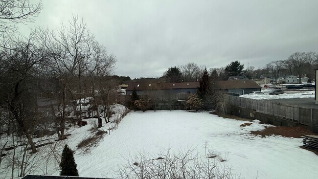 Foto del edificio - 5 Whipple Ct