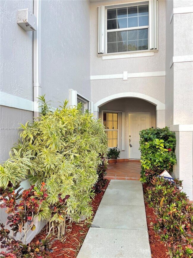 Foto del edificio - 10110 SW 154th Cir Ct