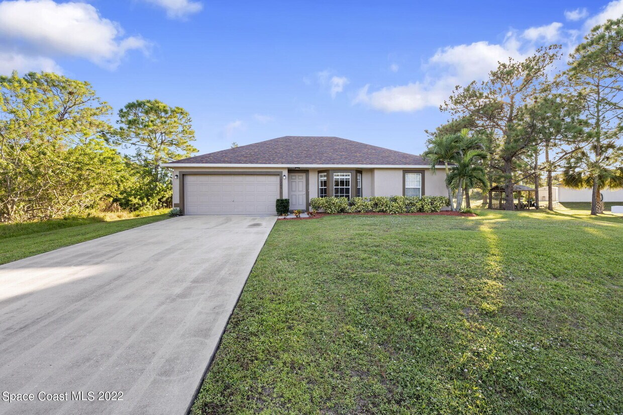 Foto principal - 1286 Sandusky St SE