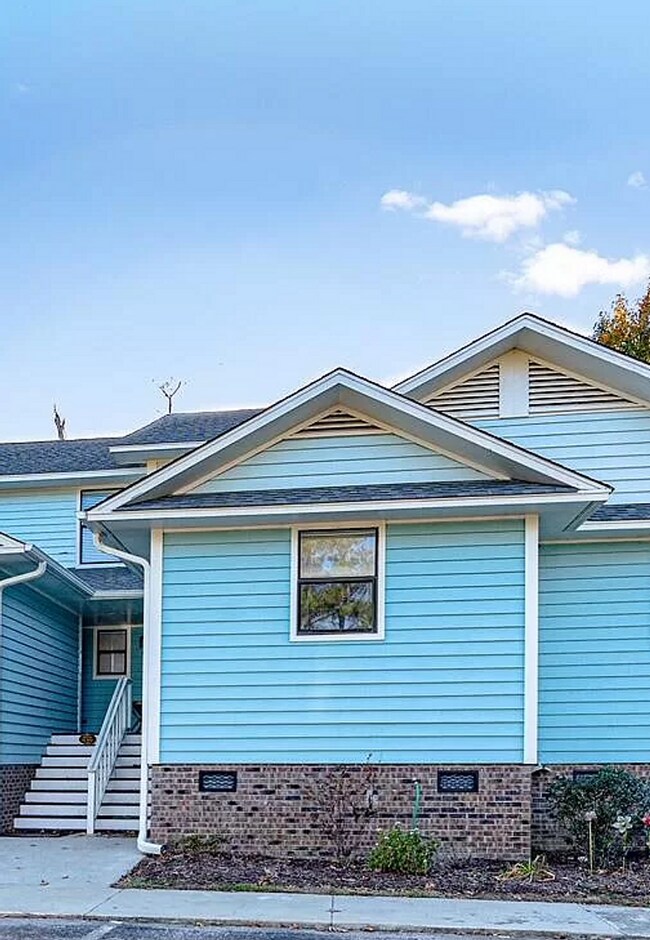 Foto del edificio - 10161-3 Creekside Dr.
