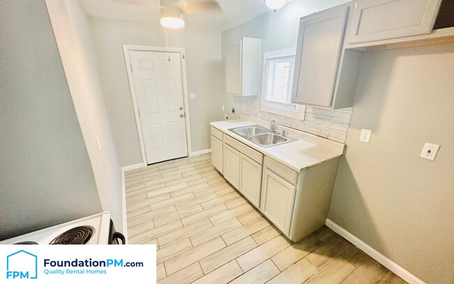 Foto del edificio - 2191 Clayton Ave