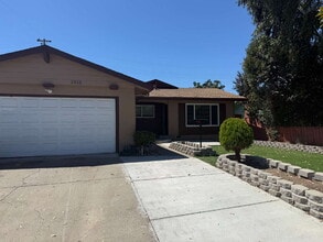 Building Photo - 2333 Palmira Way