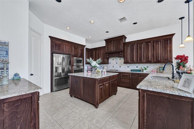 Foto del edificio - 27915 Genesis Manor Ln