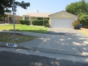 Building Photo - 6651 Morse Ave
