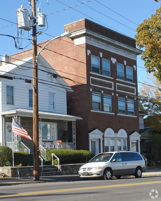 1418 Pittston Ave, Scranton, PA 18505 Apartments in Scranton, PA